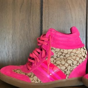 Women’s coach shoes